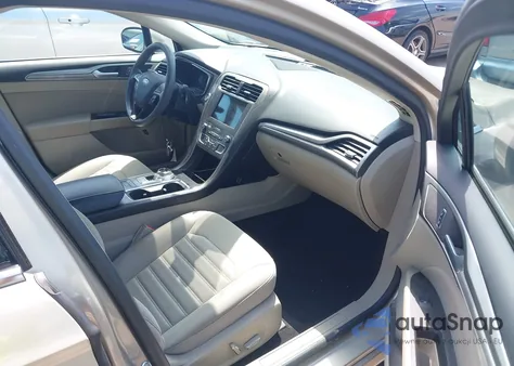 2019 Ford Fusion Hybrid Se from USA, damaged, VIN 3FA6P0LU3KR129783